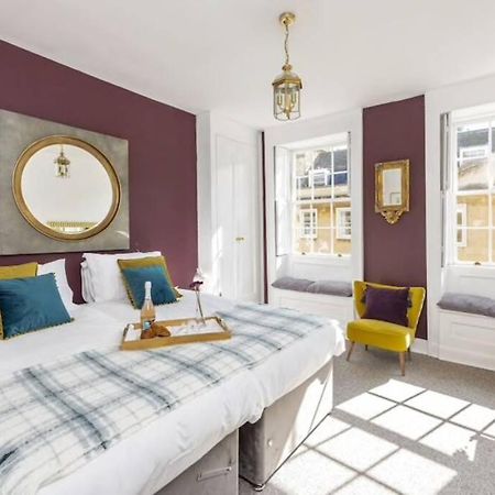 Georgian Apartment Located In The Center Of Bath. Extérieur photo