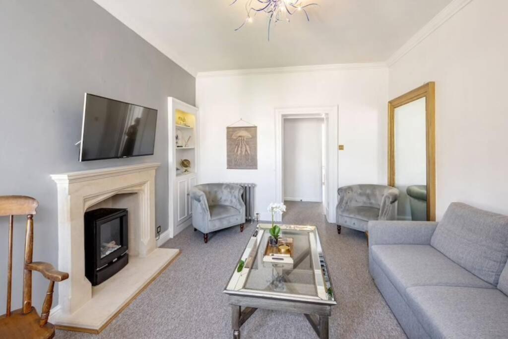 Georgian Apartment Located In The Center Of Bath. Extérieur photo
