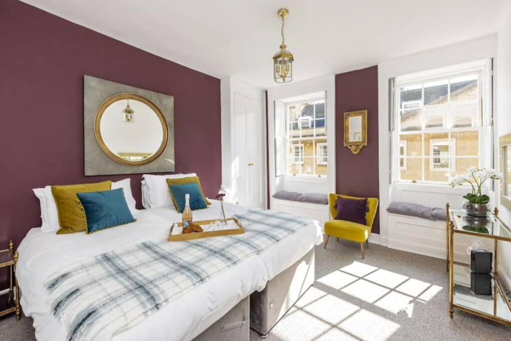 Georgian Apartment Located In The Center Of Bath. Extérieur photo